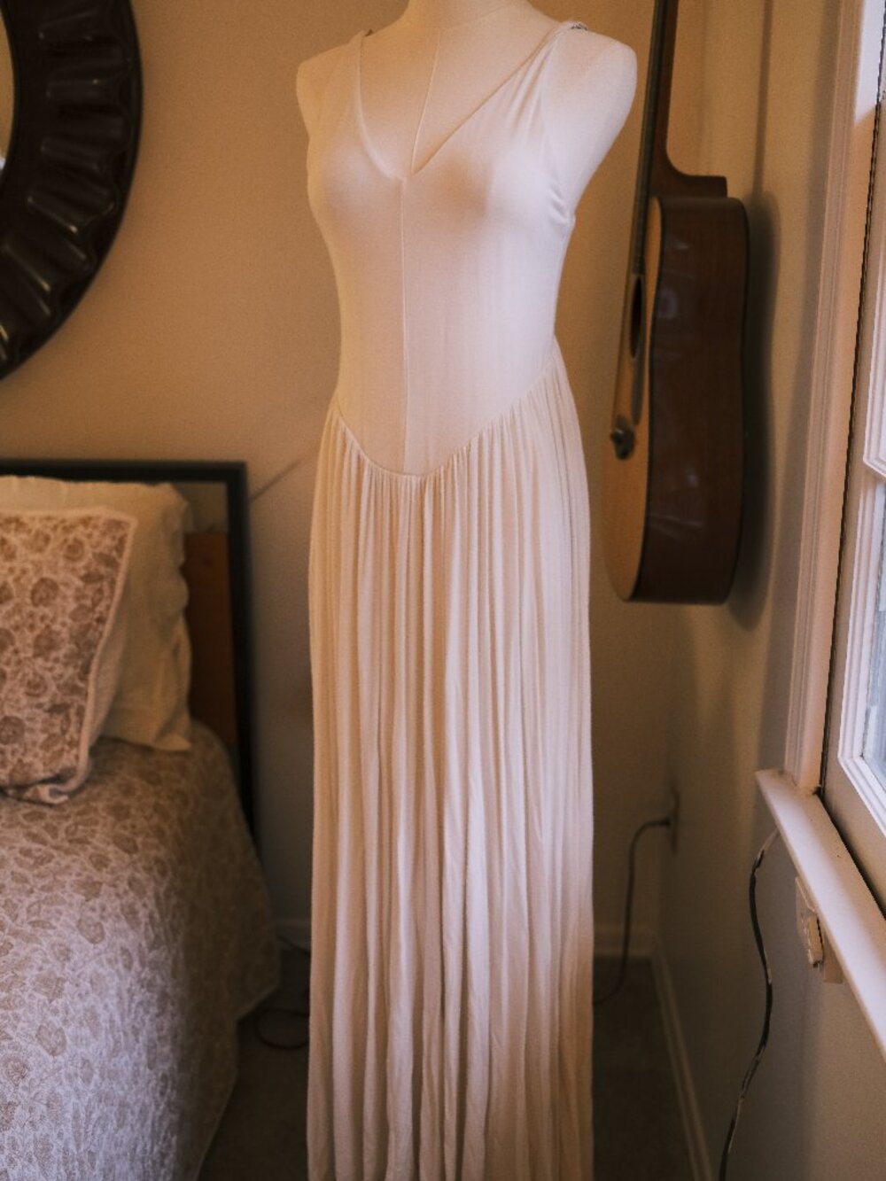 Urban Outfitters Ivory Maxi Dress Size Large